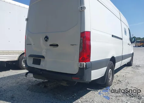2019 Mercedes-Benz Sprinter 2500 High Roof V6 из США, поврежденный, VIN WD3PF1CD2KP038366